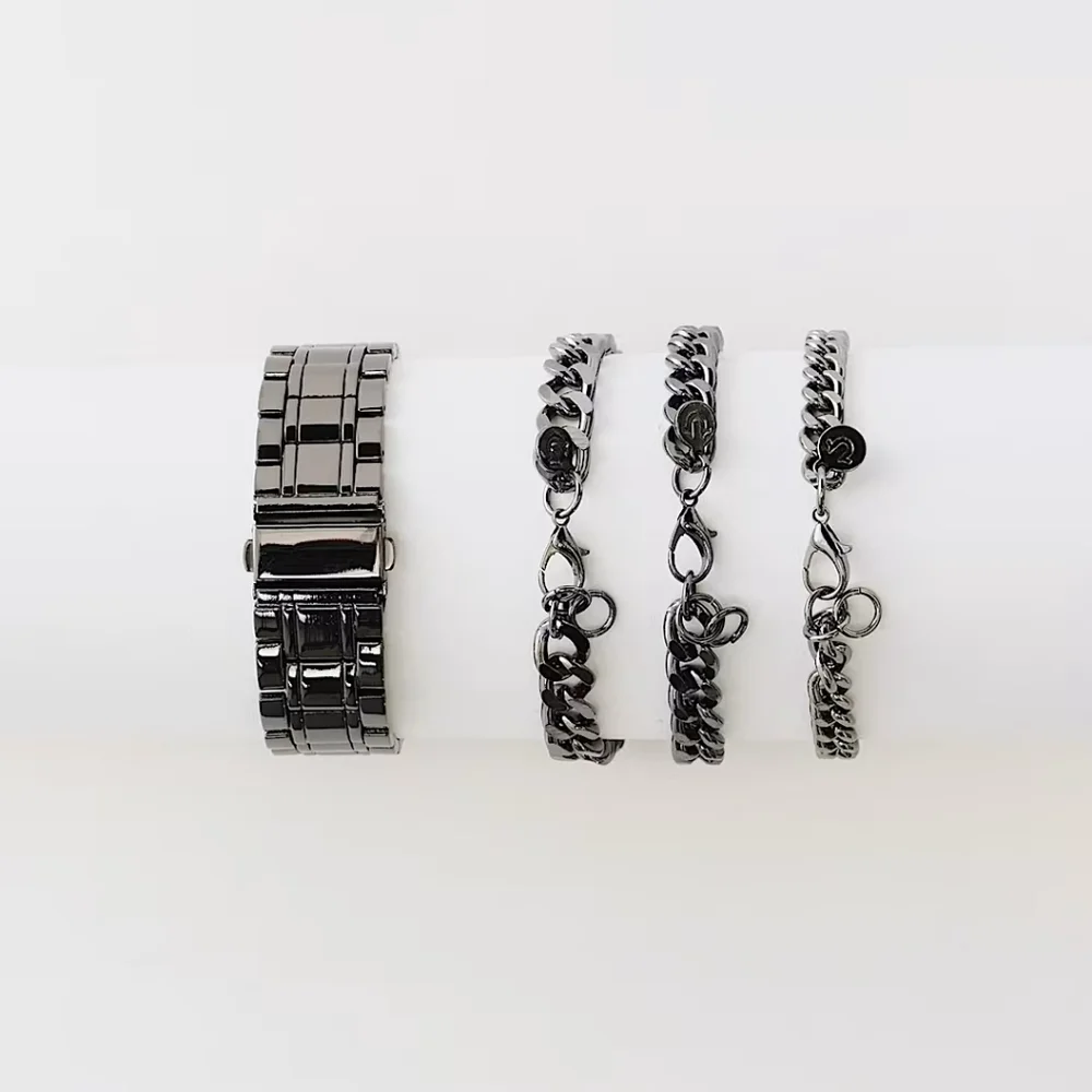 True Religion Black and Silver Watch with Bracelet Mens NEW! - Picture 6 of 6